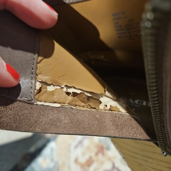 COACH Adella Burnished Calf Leather Taupe Grey Chain Flat Ankle Boots. Size 6.5 - Picture 14 of 16